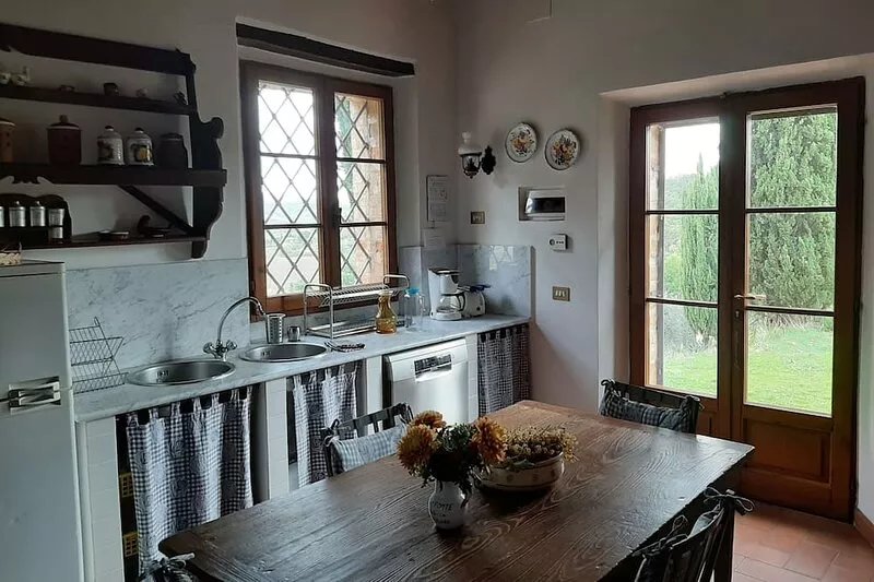 Villa Banditello, secluded, panoramic view over Montepulciano valley.