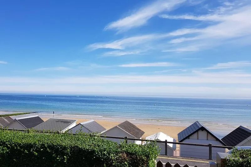 Villa FRONT de MER Sword Beach - any COMFORT 10 People + private Spa 5 places