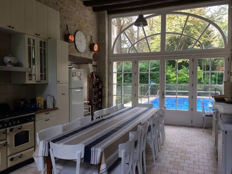 Large family house with pool in the heart of the Loire Valley