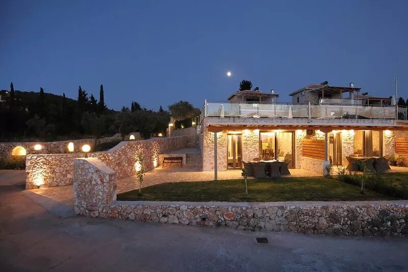 Charming suite Irida just few minutes from Kathisma & Mylos Beach