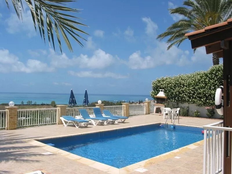 Coral Bay, Peyia, Bungalow, disable friendly, sea view, pool