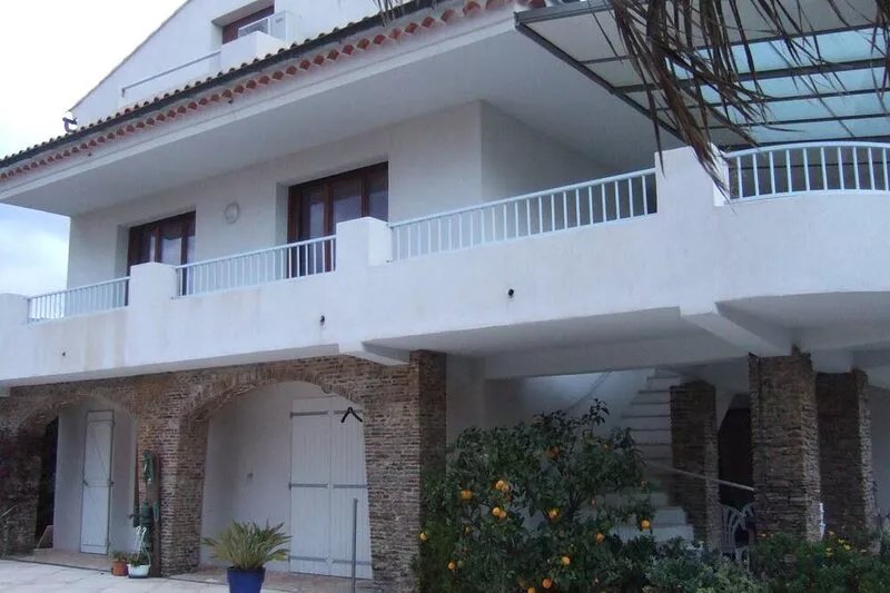 SEASONAL RENTAL GROUND FLOOR OF VILLA 4 TO 6 PEOPLE