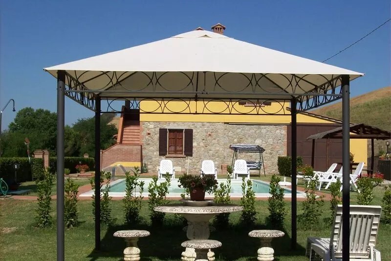 Wonderful private villa with WIFI, private pool, TV, pets allowed, parking