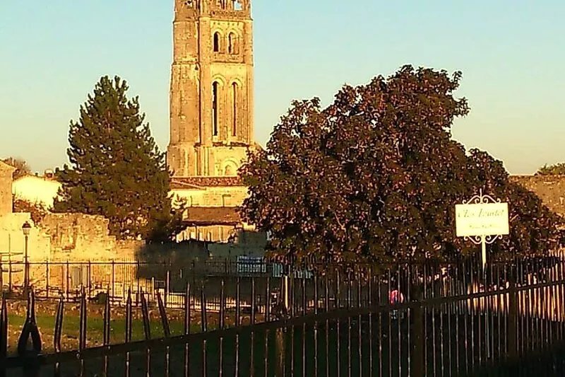 Comfortable Stone House Gîte *** in the heart of the city of St Emilion 2-8 Pers