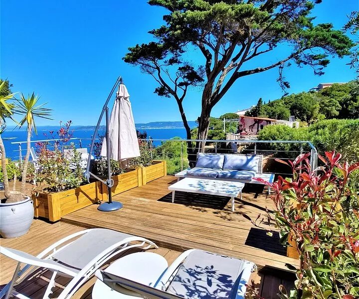 L'Abeste  Studio 20m2  Sea view Terrace 30m2, air conditioned