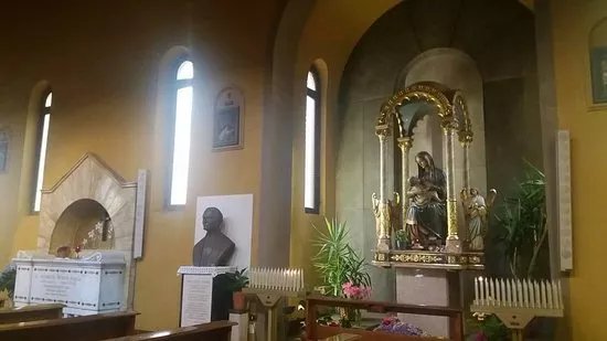 Chiesa Parrocchiale Madonna della Divina Provvidenza