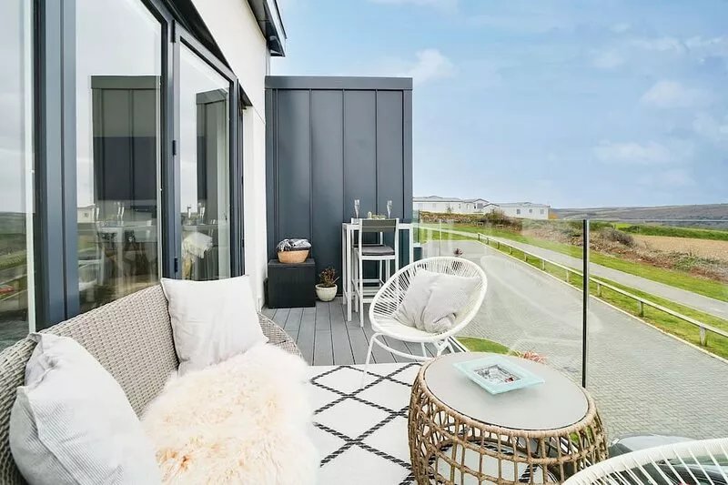Brand New property , Stunning Sea Views , beautifully furnished