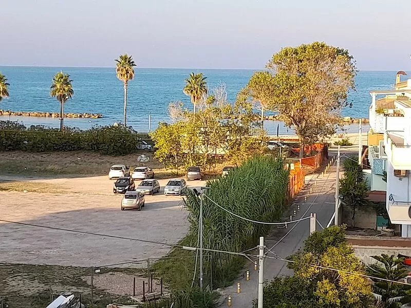 PALAZZO FRAC Apartment 50 meters from the sea with sea view terrace