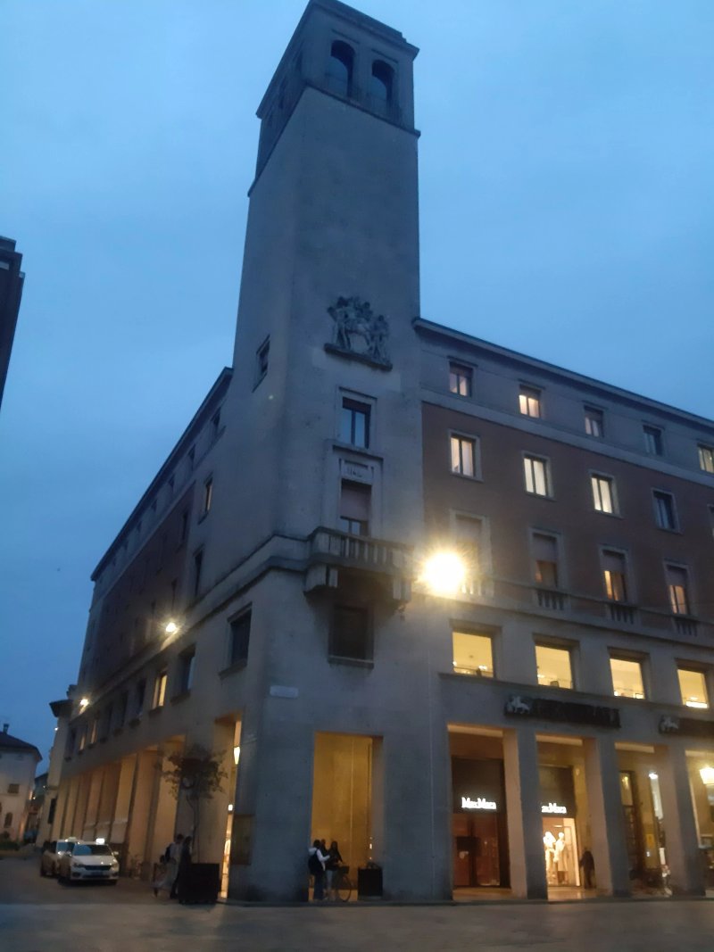 Palazzo I.N.A. - Istituto Nazionale Assicurazioni