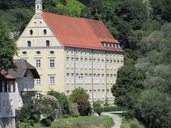 Kurfurst Maximilian Gymnasium