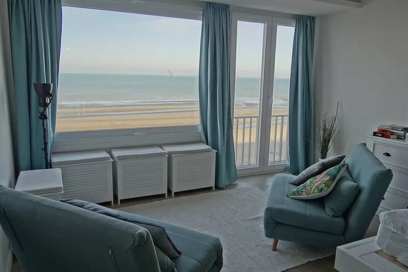 Santa Cruz 802 with beautiful sea views
