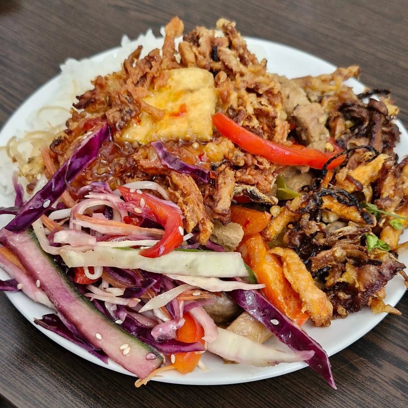 Mama Geny's (formerly Kai Vegan)