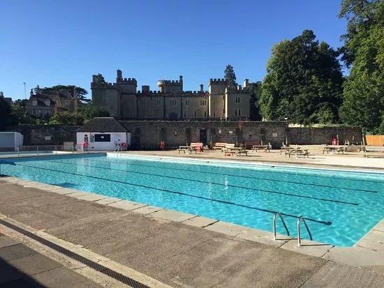 Cirencester Open Air Swimming Pool