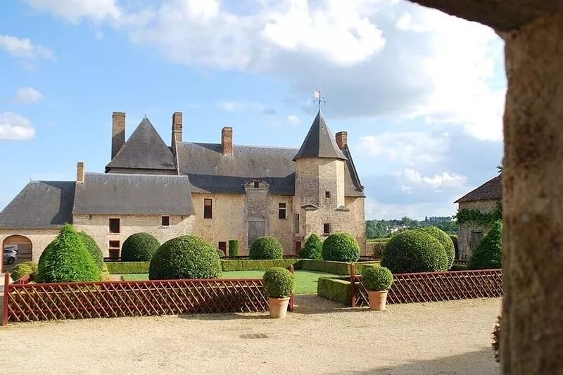 Gite Indépendant au Château de Villeneuve au Cœur D'un Jardin Labellisé