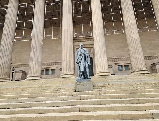 Statue Of Earl Of Beaconsfield