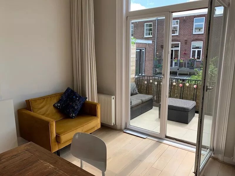 Haarlem sunny appartment 125m2 with terrace and BBQ (max 4 adults / 5 incl