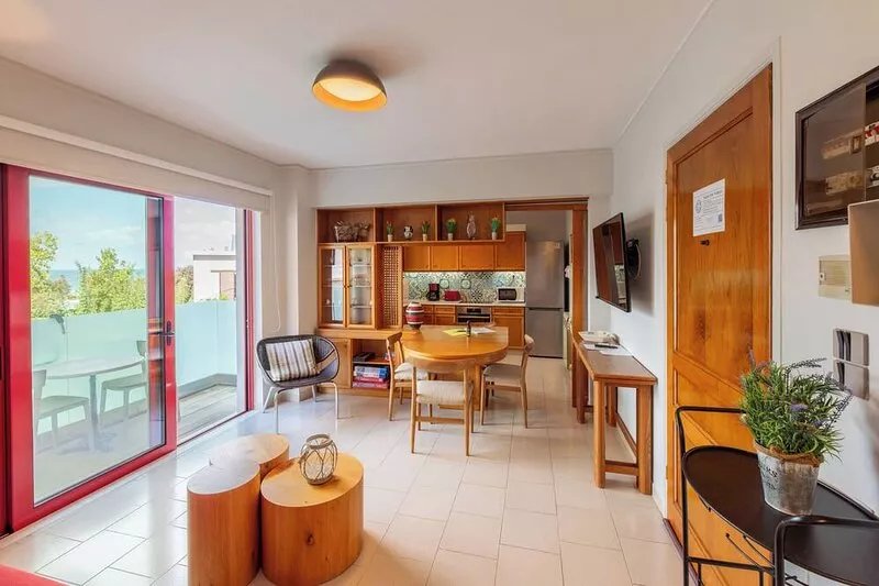 Apartment very close to the water and the beach