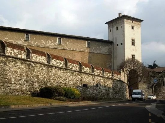 Torre Aquila