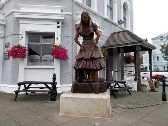 Alice in Wonderland Statue