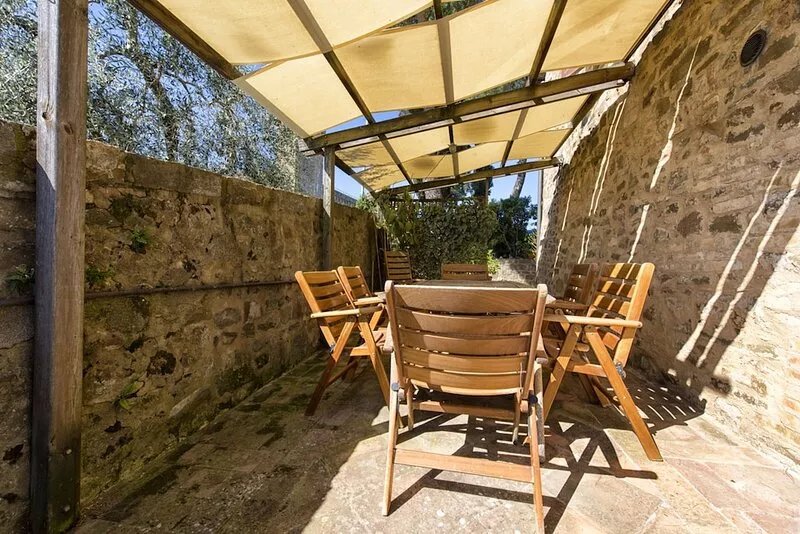Villa in Montalcino with 3 bedrooms sleeps 6