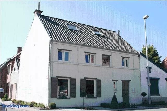 B&B Si No