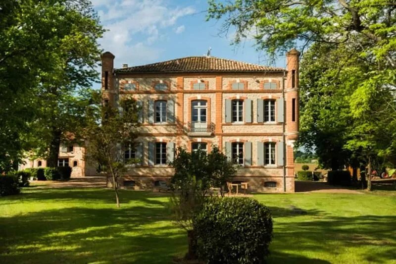 Bastide des Tourelles for 20 people 40 minutes from Toulouse and Albi