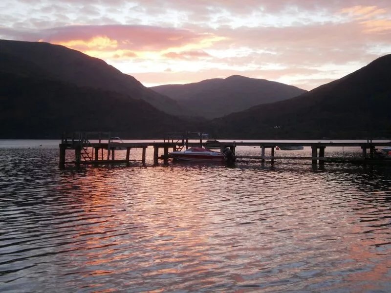 Luxury Log Cabin On The Banks Of Loch Lomond - Loch Lomond Chalet