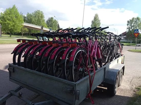 Bike Rental - by Carfield