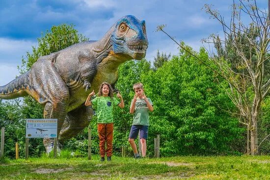 Dinopark & Landgoed Tenaxx
