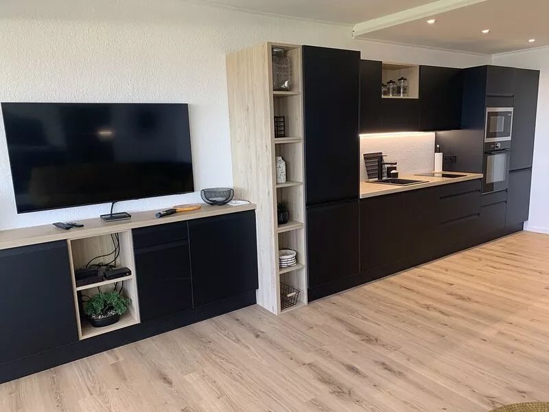 Magnificent 2/4-person beachfront apartment near CAP 3000