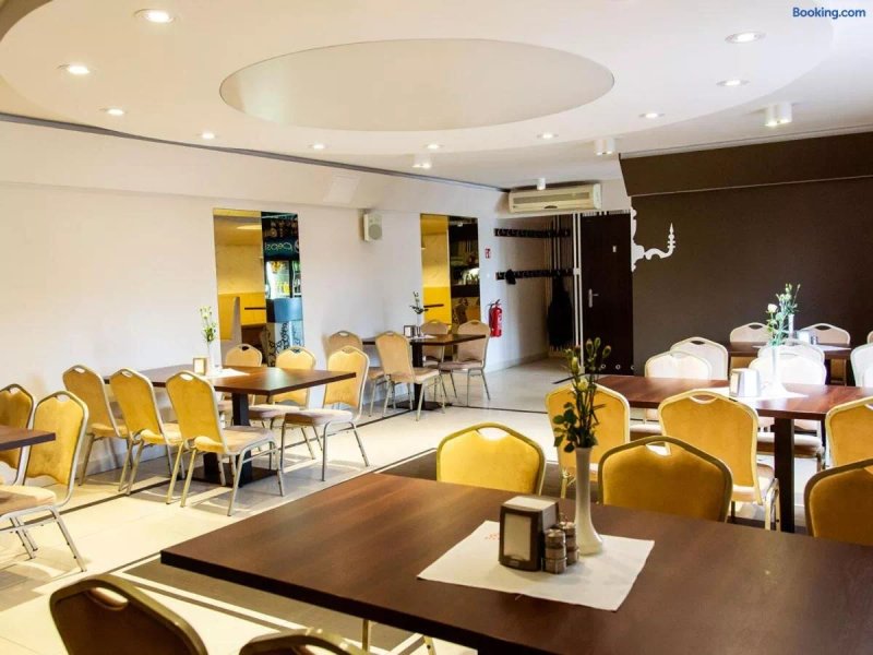 Zamkowa Noclegi Restauracja