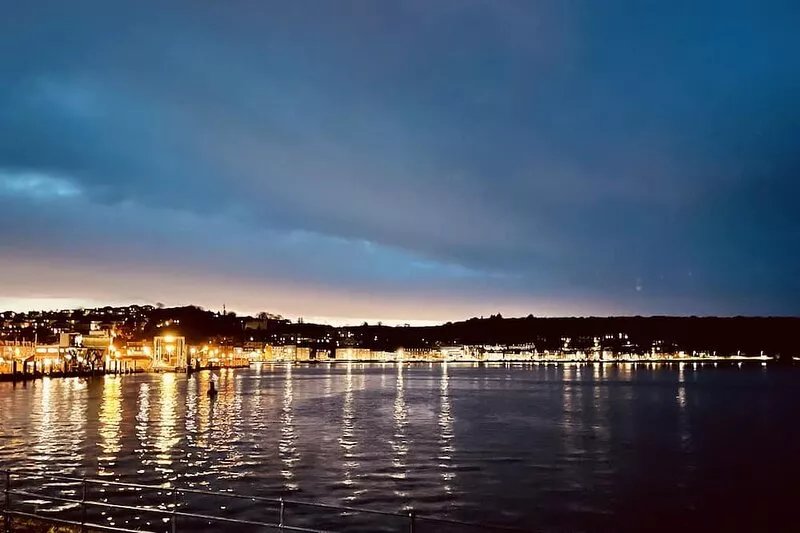 Beautiful location with sea views & beach close by.