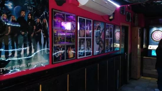 Minuto y Medio Bar