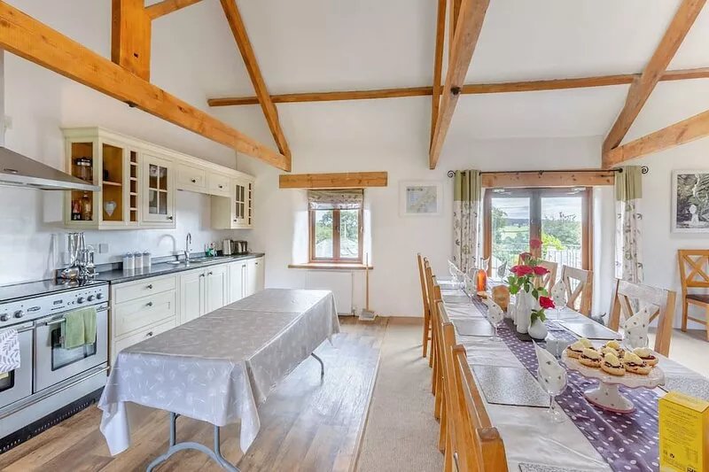 6 bedroom accommodation in Tresmeer, near Launceston