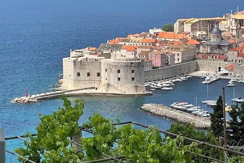 Studio Apartment Klara  Breathtaking view to the sea and Old Town!