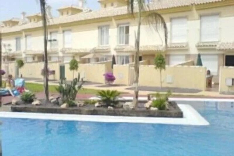 Perfectly Located 3 Bedroom House Just Yards From The Pool