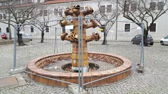 Keramikbrunnen