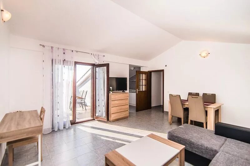 Apartment Complex Dino / Two-Bedroom Apartment Dino III with Roof Terrace