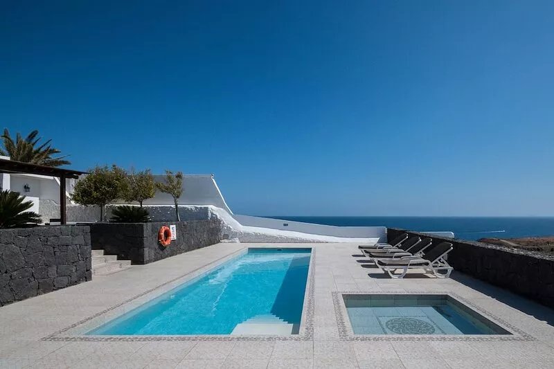 Luxury Sea Front Villa With Private Heated Swimming Pool And Sea Views