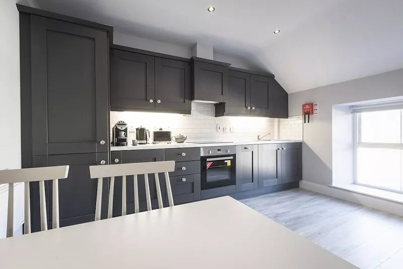 Standard Apartment with Street View Ground Floor at Rooms at the Lower House