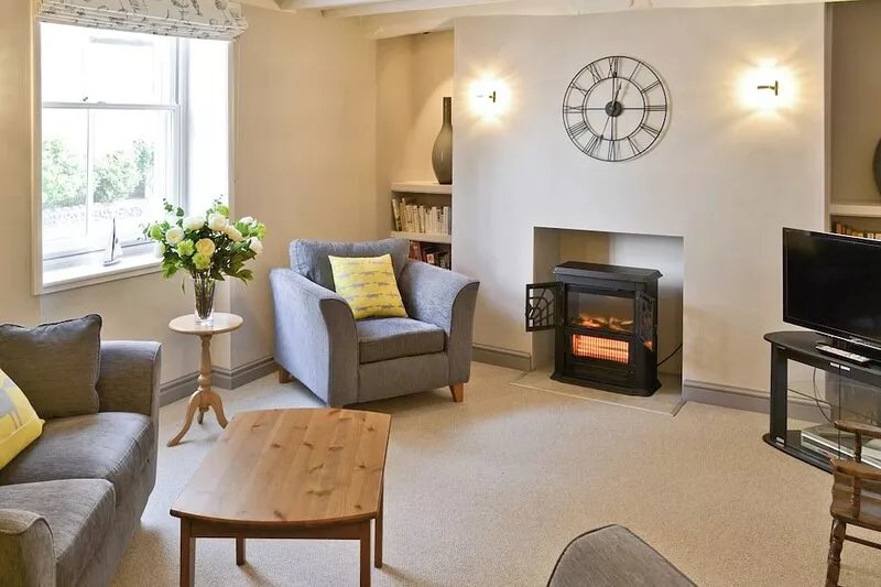 3 bedroom accommodation in Blakeney