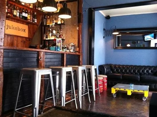 Jukebox Bar