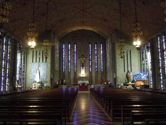 Notre-Dame-de-Fatima-Marie-Mediatrice