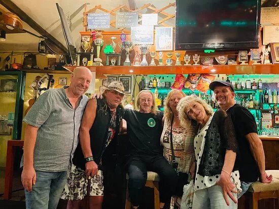Peggy Gordon's Irish Bar