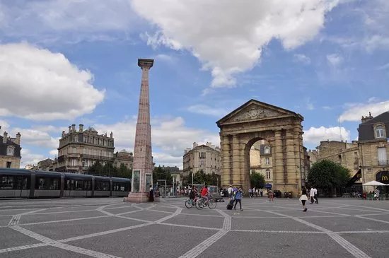 Porte d'Aquitaine