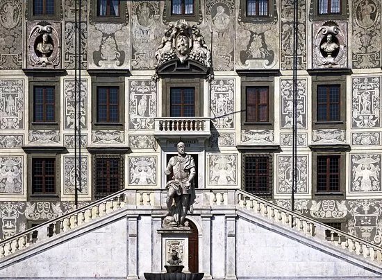 Palazzo della Carovana