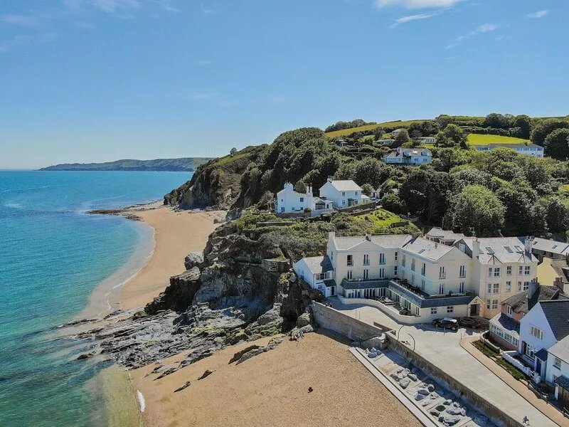 5 At The Beach -  an apartment that sleeps 6 guests  in 2 bedrooms