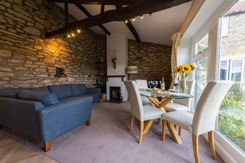 Ryedale Cottage - single storey cottage with stunning views of the Howardian