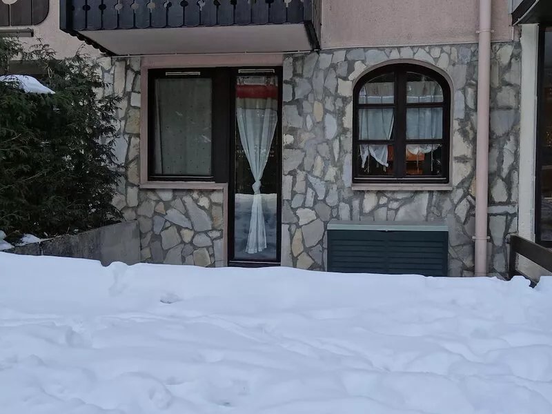 APARTMENT 32m2, T2 with TERRACE, 1 bedroom, kitchen, floor was completely remod