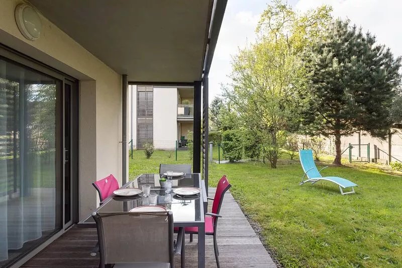LE GARDEN - Vaste appartement avec Jardin et terrasse